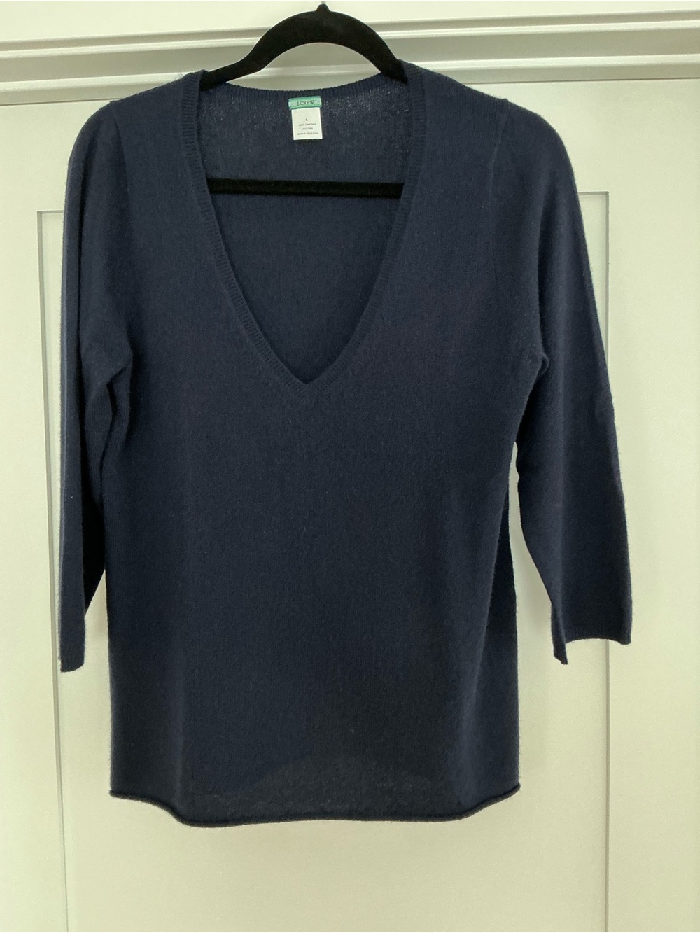 J.Crew Women's Cashmere Navy V-Neck 3/4 Sleeve Sweater Size Large.